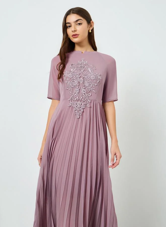 Styli Women Lilac Embroidered Lace Pleated Maxi Dress